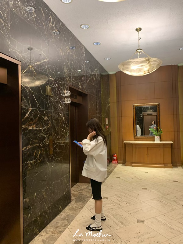 泡泡布荷葉卡布里褲